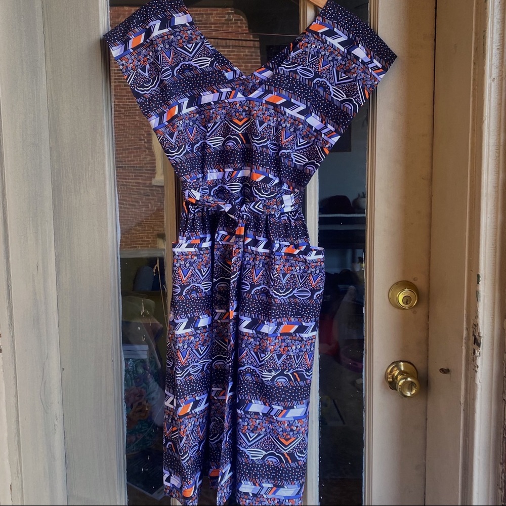 RARE Porridge Anthropologie Button-Back Graphic Print Open Back Wrap Midi Dress